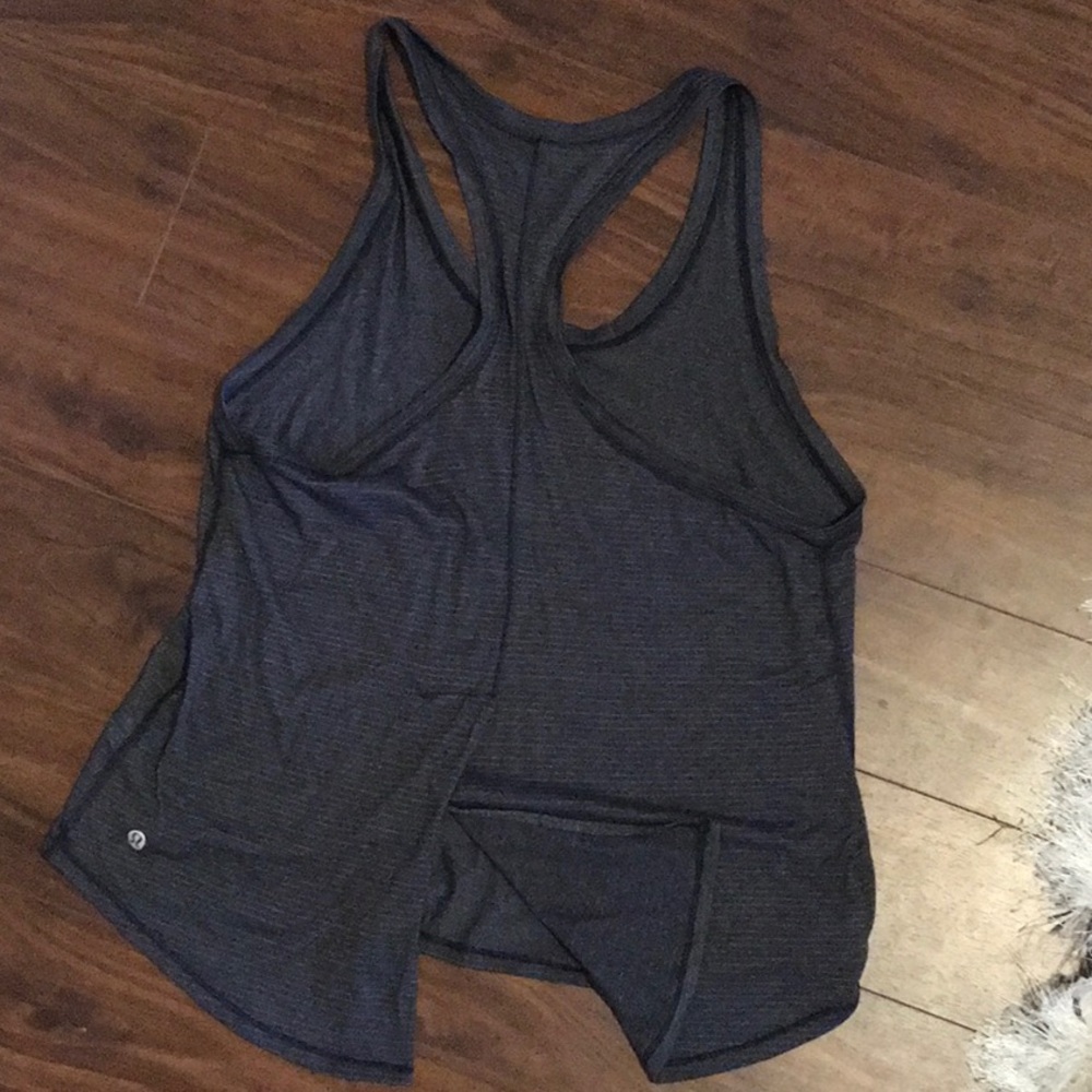 Lululemon tank top